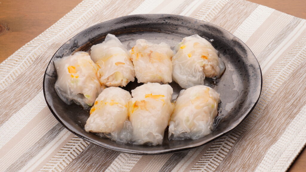 ライスペーパーを使ったえびと鶏ひき肉の蒸餃子